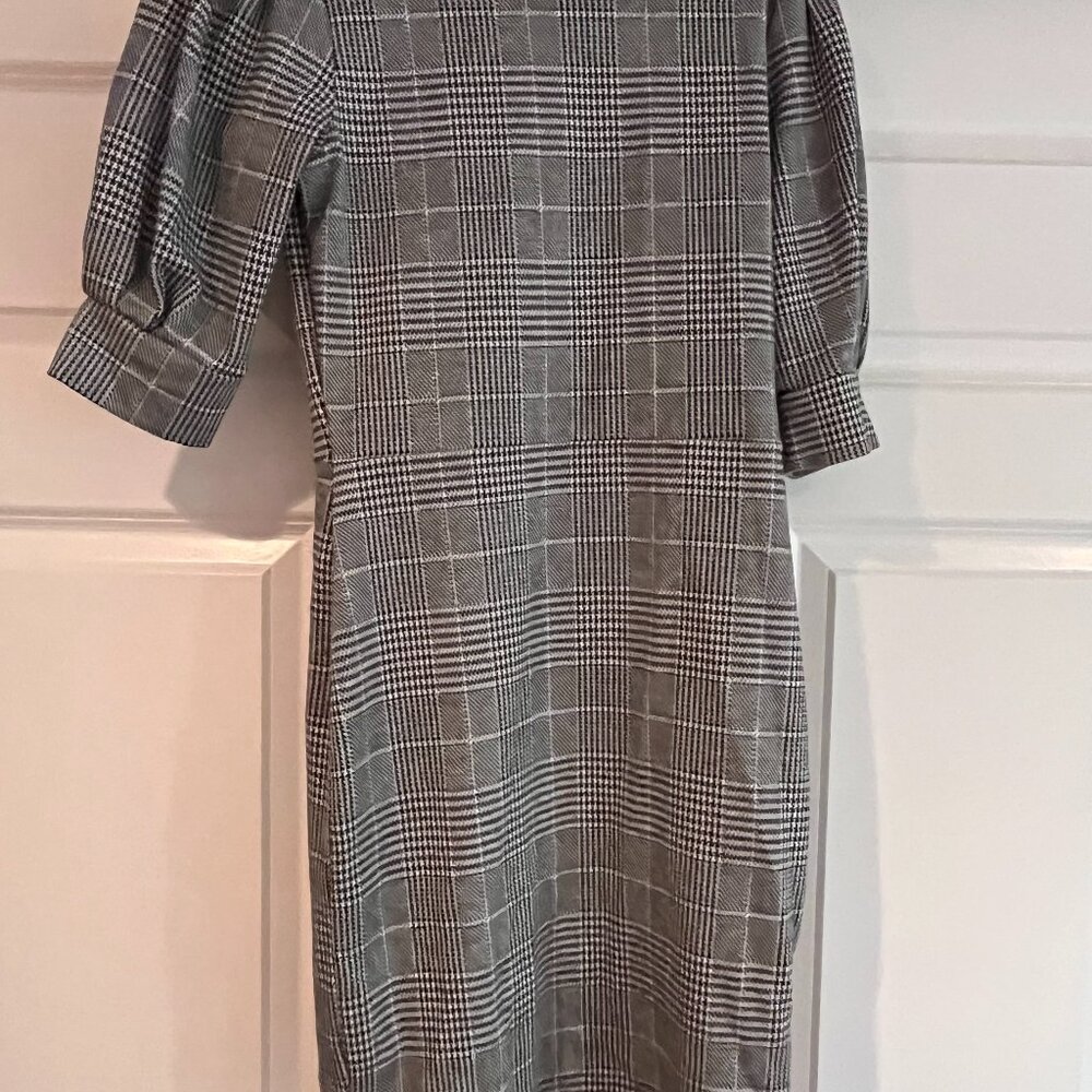 H&M - Black-White Dress - Size: XS